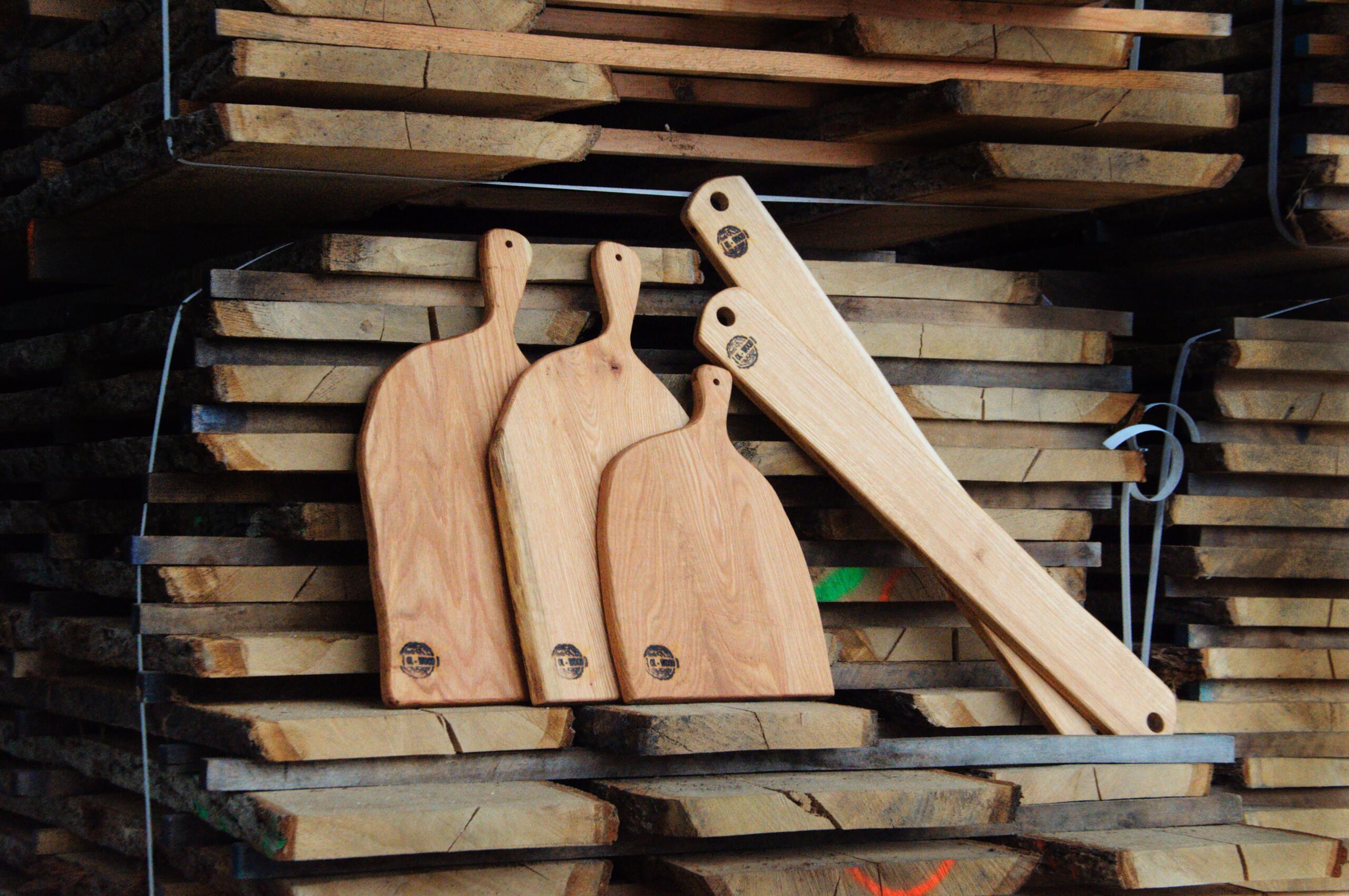 Deski kuchenne z litego drewna